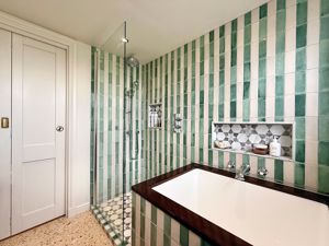 Photo 13- click for photo gallery